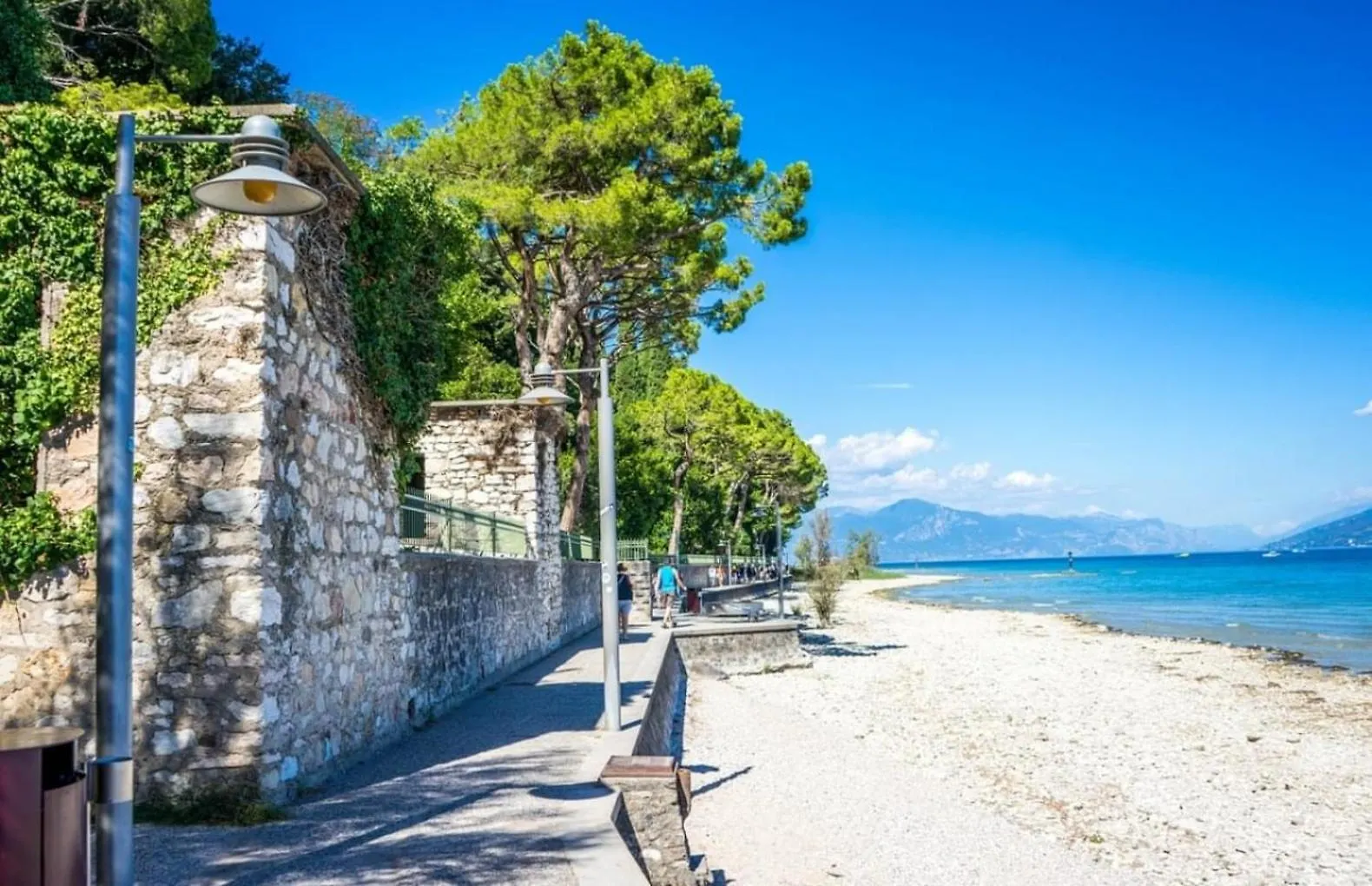 Pandora Apartment -Trilocale Nel Cuore Di Sirmione