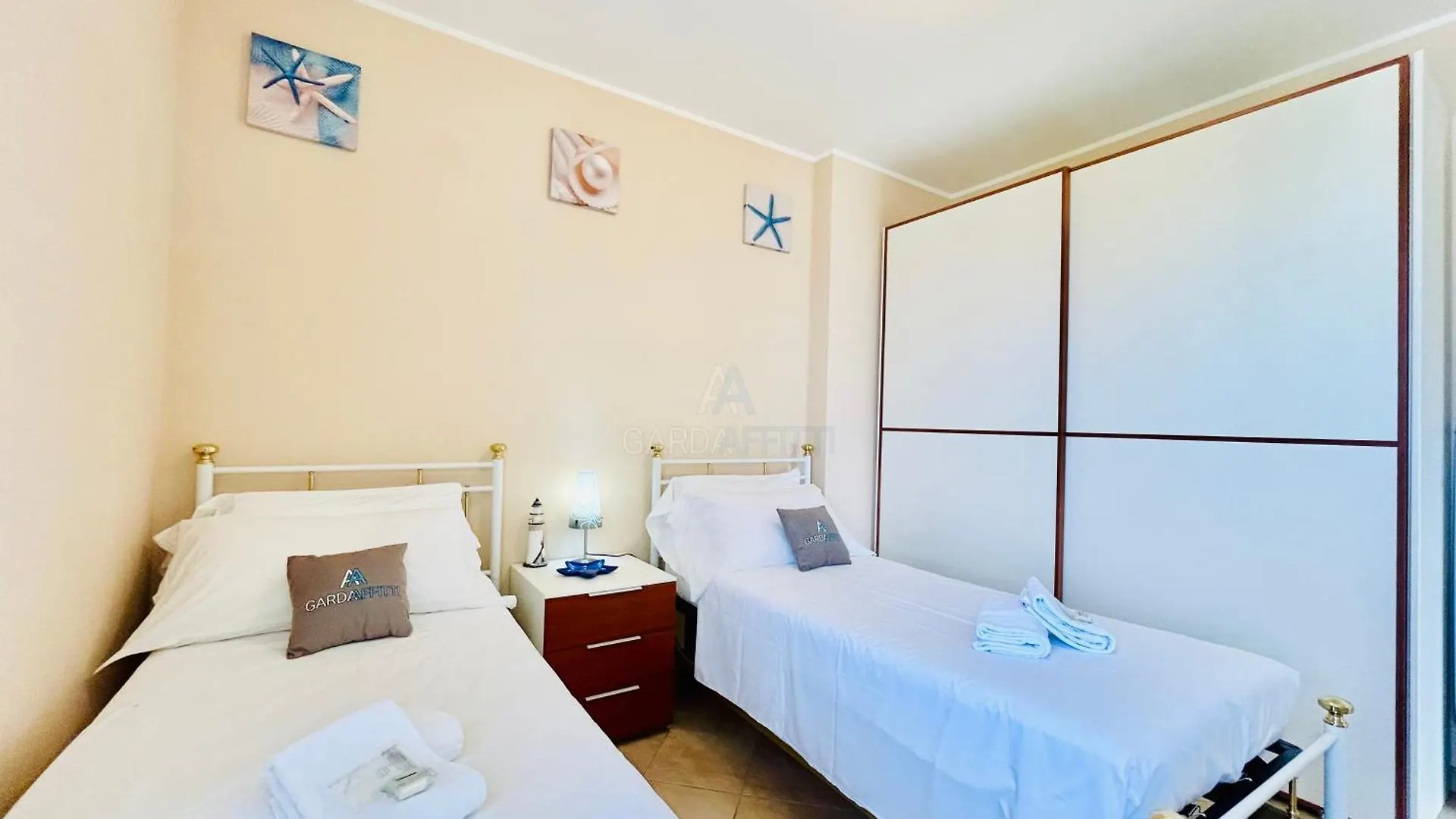 Pandora Apartment -Trilocale Nel Cuore Di Sirmione Italy